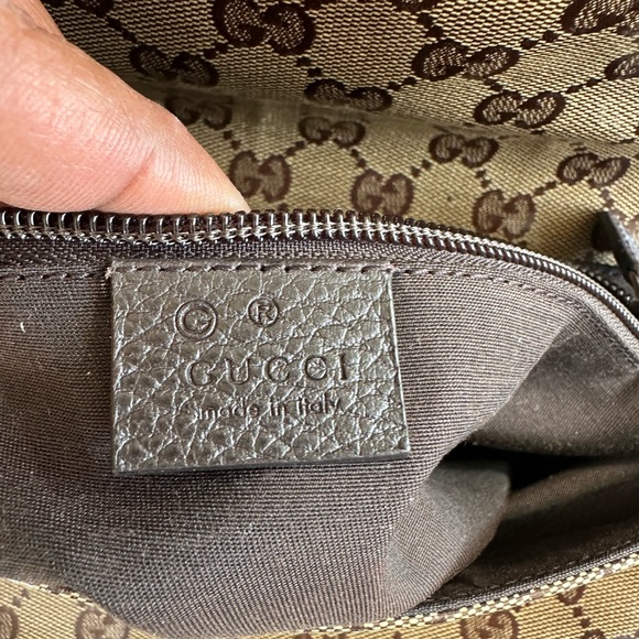 Authentic Gucci Fanny Pack - Picture 7 of 16